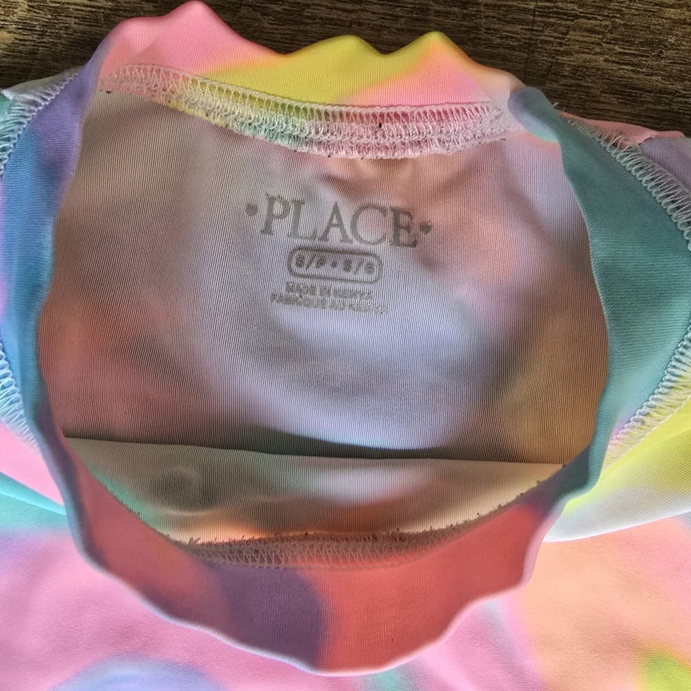 Place Kids Colorful Swim Rashguard Set Size 5/6 - Picture 2 of 3